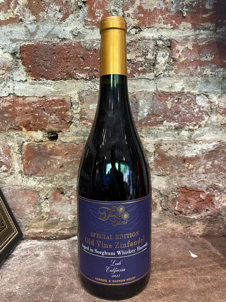 Twin Suns Special Edition Whiskey-Aged Zinfandel 2021 – Kosher